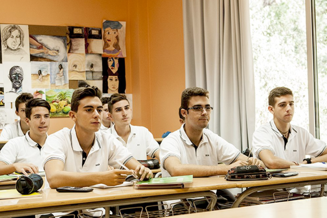 Estudiantes del Bachillerato británico